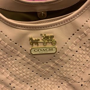 *SOLD*NWT Beautiful Blush Coach handbag *SOLD*